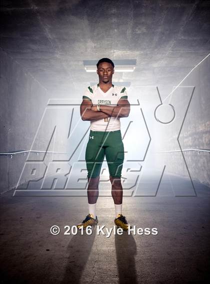 Thumbnail 3 in Grayson (2016 Preseason Top 25 Early Contenders Photo Shoot)  photogallery.