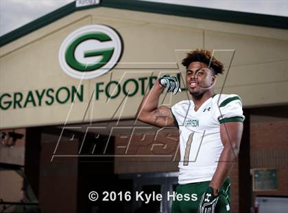 Thumbnail 3 in Grayson (2016 Preseason Top 25 Early Contenders Photo Shoot)  photogallery.