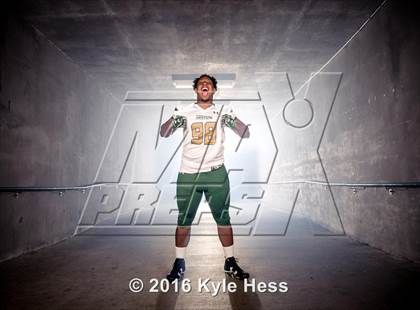 Thumbnail 3 in Grayson (2016 Preseason Top 25 Early Contenders Photo Shoot)  photogallery.