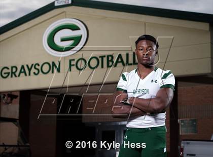 Thumbnail 2 in Grayson (2016 Preseason Top 25 Early Contenders Photo Shoot)  photogallery.