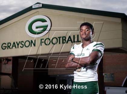 Thumbnail 3 in Grayson (2016 Preseason Top 25 Early Contenders Photo Shoot)  photogallery.