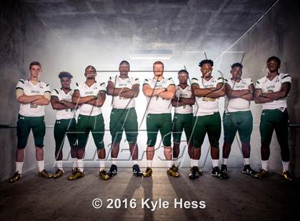 Thumbnail 3 in Grayson (2016 Preseason Top 25 Early Contenders Photo Shoot)  photogallery.