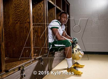 Thumbnail 2 in Grayson (2016 Preseason Top 25 Early Contenders Photo Shoot)  photogallery.