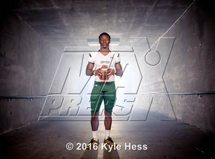 Thumbnail 2 in Grayson (2016 Preseason Top 25 Early Contenders Photo Shoot)  photogallery.