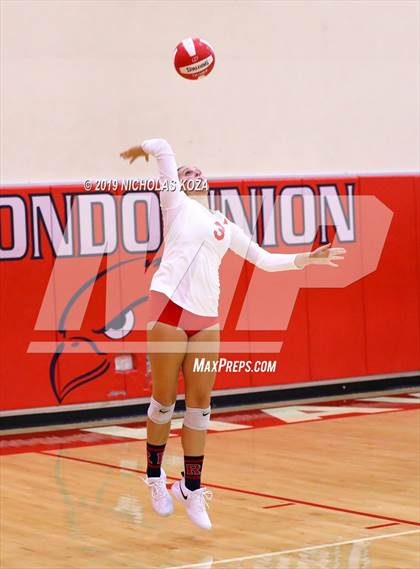 Thumbnail 3 in Mater Dei @ Redondo Union  photogallery.