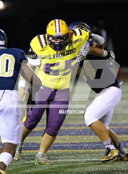 Thumbnail 1 in Lynwood vs. Warren photogallery.