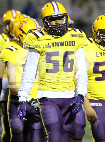 Thumbnail 2 in Lynwood vs. Warren photogallery.