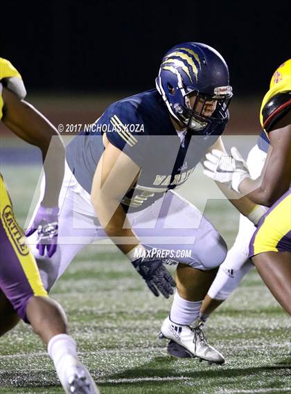 Thumbnail 3 in Lynwood vs. Warren photogallery.