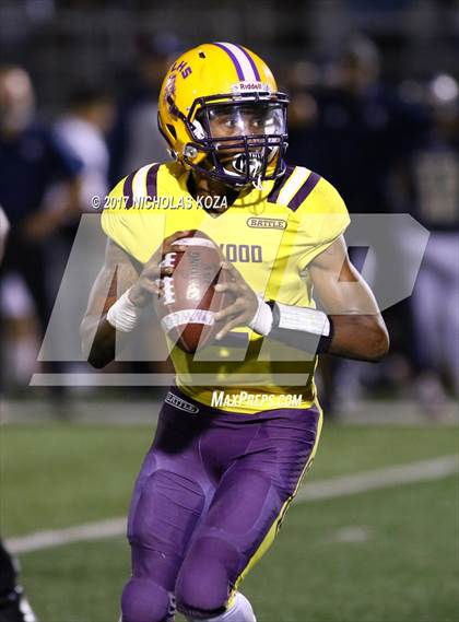 Thumbnail 1 in Lynwood vs. Warren photogallery.