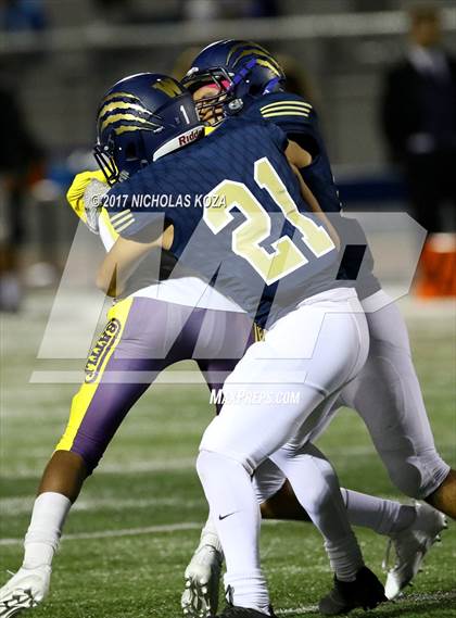 Thumbnail 1 in Lynwood vs. Warren photogallery.