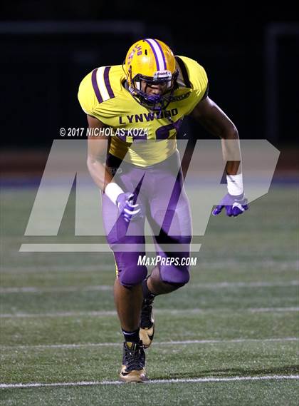 Thumbnail 3 in Lynwood vs. Warren photogallery.