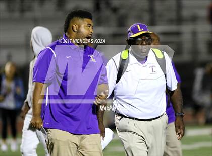 Thumbnail 2 in Lynwood vs. Warren photogallery.