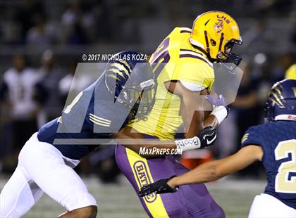 Thumbnail 3 in Lynwood vs. Warren photogallery.