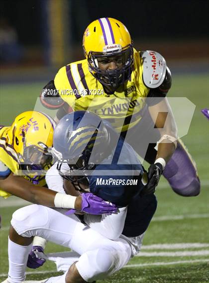 Thumbnail 1 in Lynwood vs. Warren photogallery.