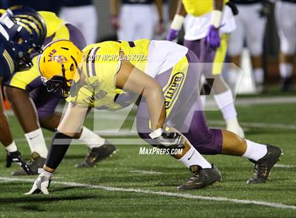Thumbnail 1 in Lynwood vs. Warren photogallery.