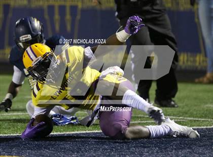 Thumbnail 2 in Lynwood vs. Warren photogallery.