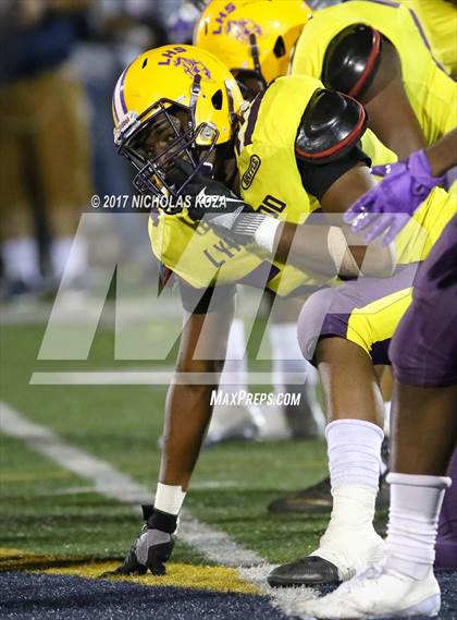Thumbnail 2 in Lynwood vs. Warren photogallery.