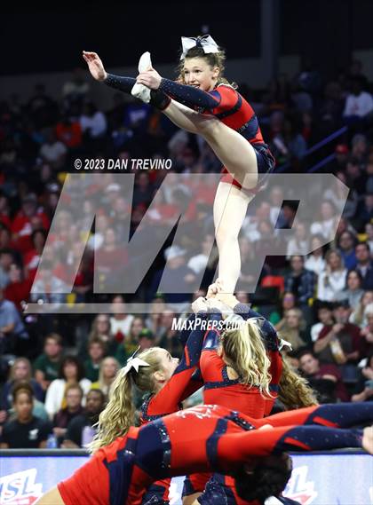 Thumbnail 2 in VHSL State Cheer Competition (Class 6) photogallery.