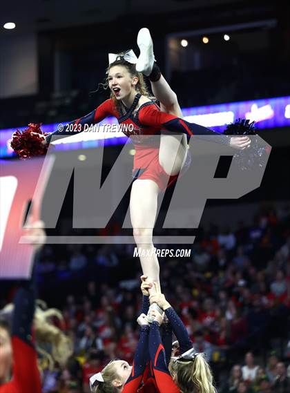 Thumbnail 3 in VHSL State Cheer Competition (Class 6) photogallery.