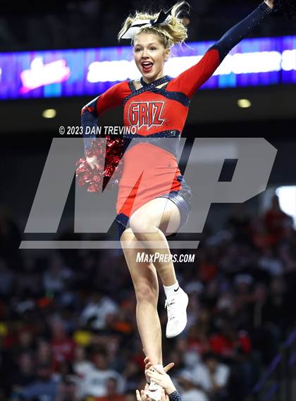 Thumbnail 3 in VHSL State Cheer Competition (Class 6) photogallery.