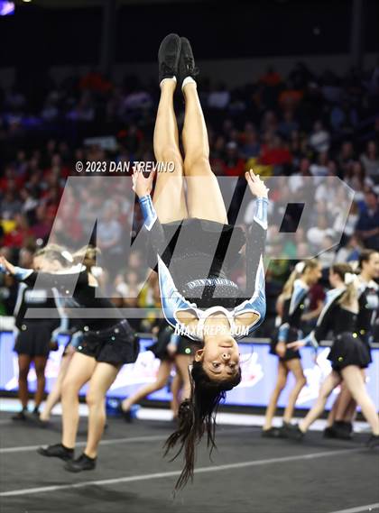 Thumbnail 3 in VHSL State Cheer Competition (Class 6) photogallery.