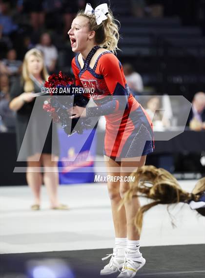 Thumbnail 2 in VHSL State Cheer Competition (Class 6) photogallery.
