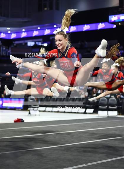 Thumbnail 2 in VHSL State Cheer Competition (Class 6) photogallery.