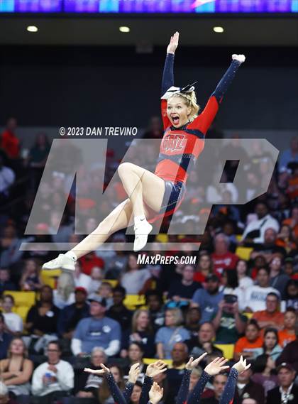 Thumbnail 1 in VHSL State Cheer Competition (Class 6) photogallery.