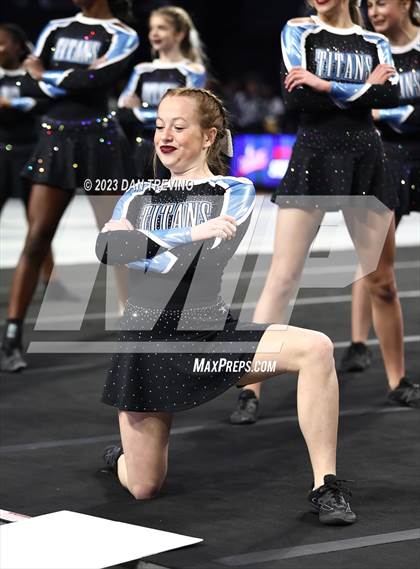 Thumbnail 3 in VHSL State Cheer Competition (Class 6) photogallery.