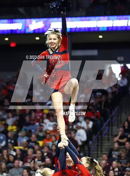 Thumbnail 1 in VHSL State Cheer Competition (Class 6) photogallery.