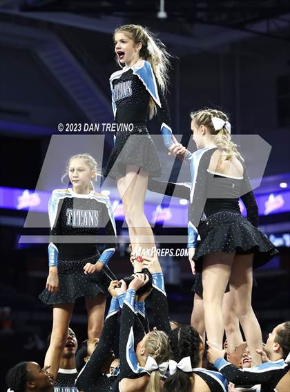 Thumbnail 2 in VHSL State Cheer Competition (Class 6) photogallery.