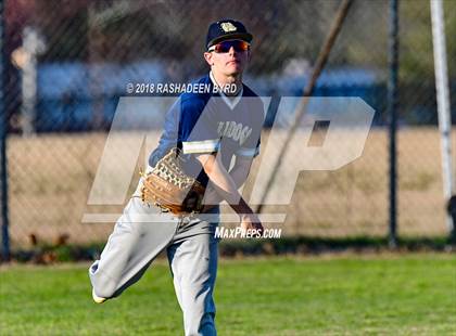 Thumbnail 1 in Hylton @ Gar-Field photogallery.