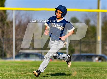 Thumbnail 2 in Hylton @ Gar-Field photogallery.