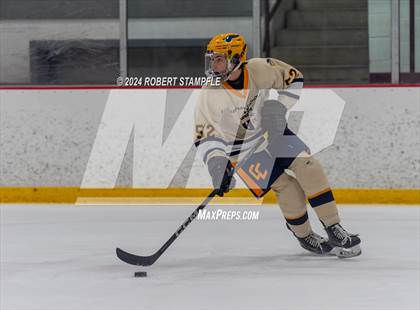 Thumbnail 2 in Pine-Richland @ Central Catholic photogallery.