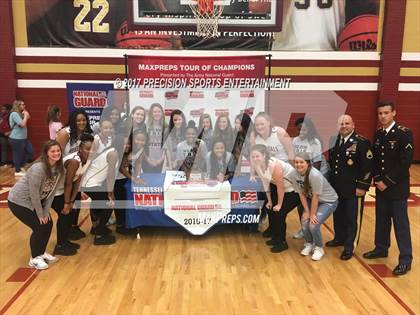 Thumbnail 3 in Riverdale TOC Ceremony photogallery.
