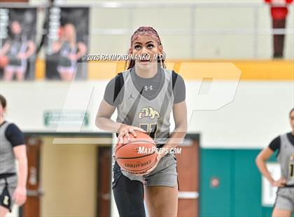 Thumbnail 2 in Lapel @ Pendleton Heights photogallery.