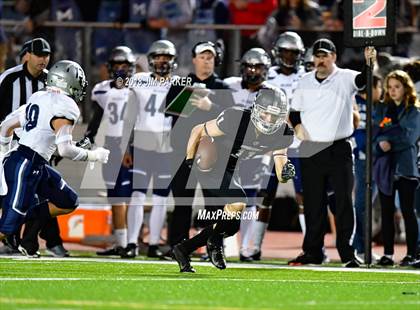 Thumbnail 2 in Tomball Memorial @ Vandegrift (UIL 6A Bi-District Playoff) photogallery.