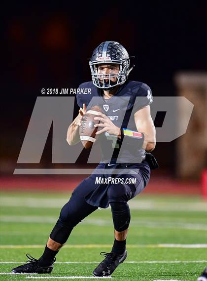 Thumbnail 3 in Tomball Memorial @ Vandegrift (UIL 6A Bi-District Playoff) photogallery.