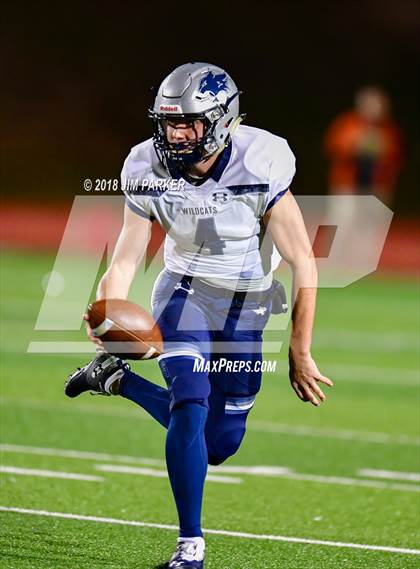 Thumbnail 2 in Tomball Memorial @ Vandegrift (UIL 6A Bi-District Playoff) photogallery.