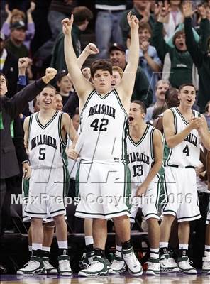 Thumbnail 1 in Clovis West vs. De La Salle (CIF State D1 Final) photogallery.