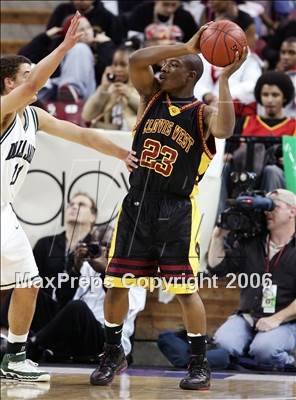 Thumbnail 2 in Clovis West vs. De La Salle (CIF State D1 Final) photogallery.