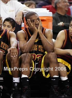 Thumbnail 1 in Clovis West vs. De La Salle (CIF State D1 Final) photogallery.