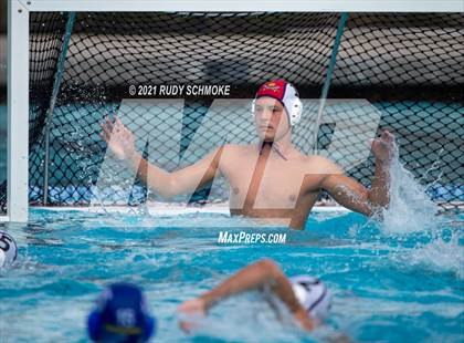 Thumbnail 2 in Grossmont vs Santana photogallery.