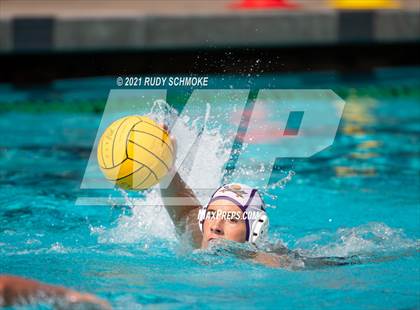 Thumbnail 2 in Grossmont vs Santana photogallery.