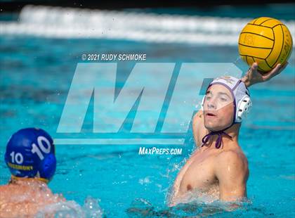 Thumbnail 2 in Grossmont vs Santana photogallery.
