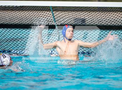Thumbnail 1 in Grossmont vs Santana photogallery.