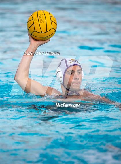 Thumbnail 2 in Grossmont vs Santana photogallery.