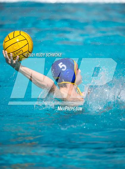 Thumbnail 1 in Grossmont vs Santana photogallery.