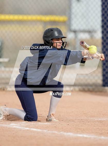 Thumbnail 1 in Wayne @ Duchesne photogallery.