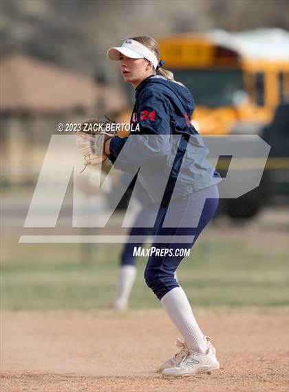 Thumbnail 1 in Wayne @ Duchesne photogallery.